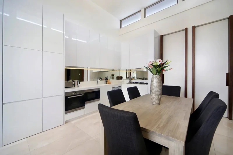 Kitchen and dining in the Brighton penthouse