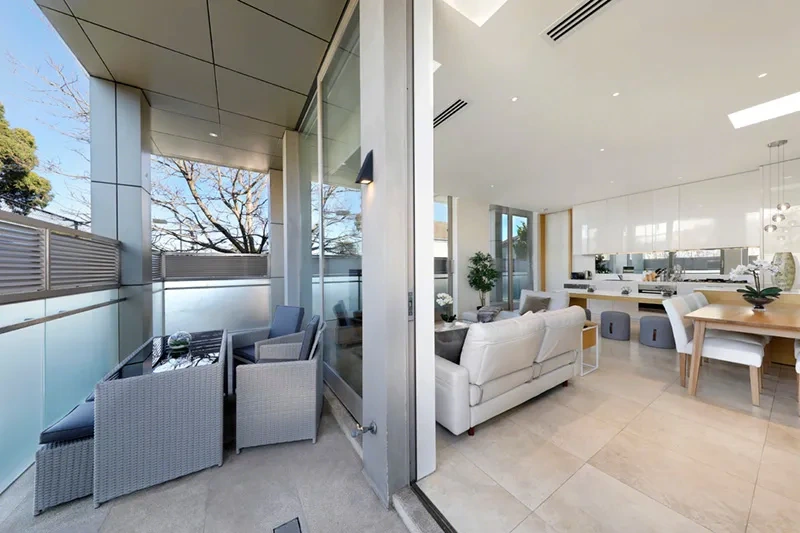 Balcony flowing to the open-plan living area