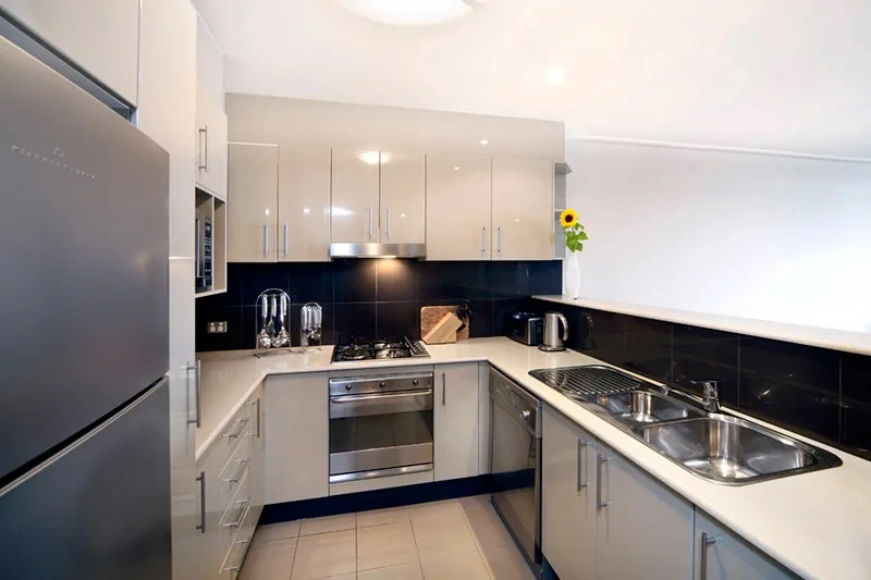 Designer kitchen with quality fittings and appliances